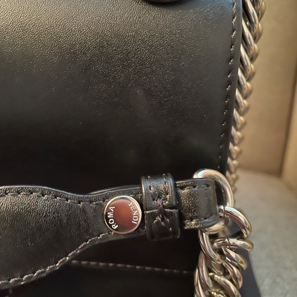 ⭐️Fendi Kan I Leather Bag authentic💕 - Picture 4 of 13
